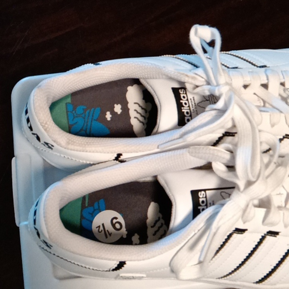 Adidas Shell Toe (Special Edition) - image 5